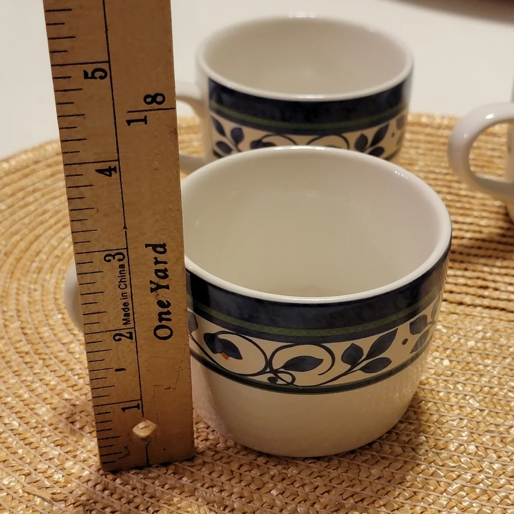 Pfaltzgraff Orlean Coffee Tea  Cups Set of 4 Retired Blue White Cups MCM 6 oz